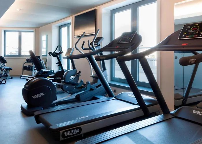 Ac Hotel Paris Porte Maillot By Marriott